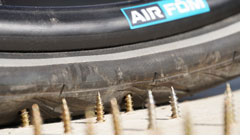 PU airless tyre inserts overcome problems of rubber